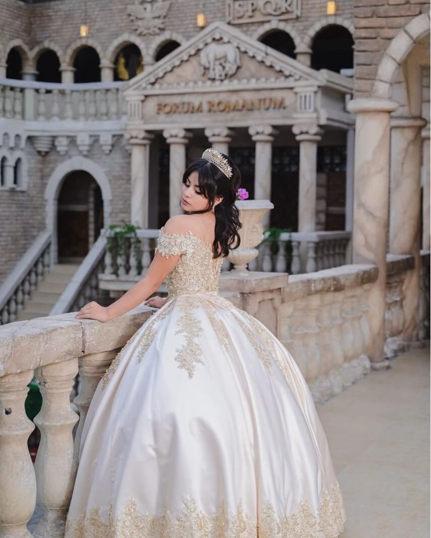 Look quinceañera glam